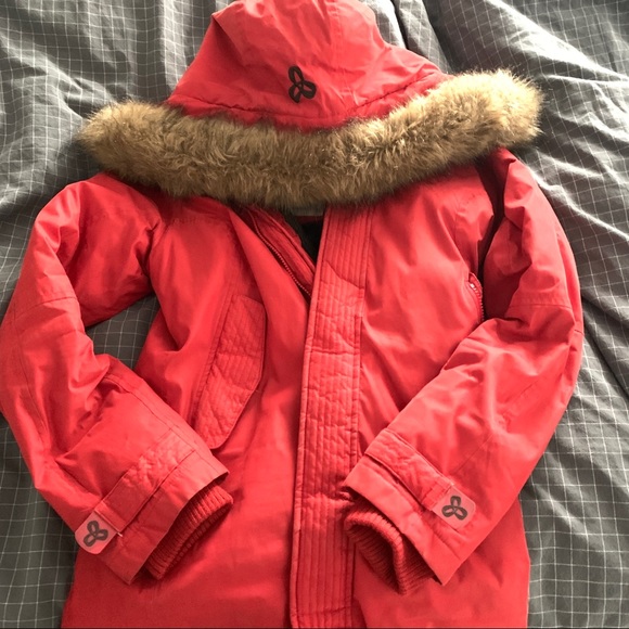 TNA Aspen Parka Red - S - Picture 8 of 8